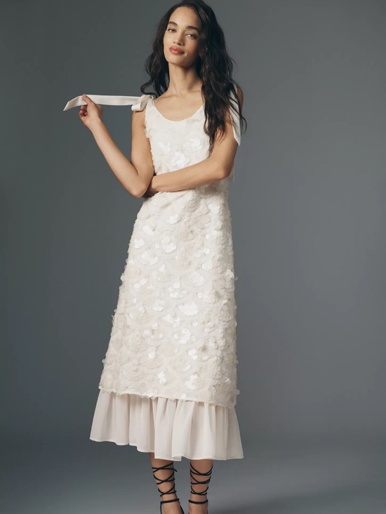 En Saison Dresses & Skirts - En Saison Ivory Sequin Floral Dress with Tie Straps